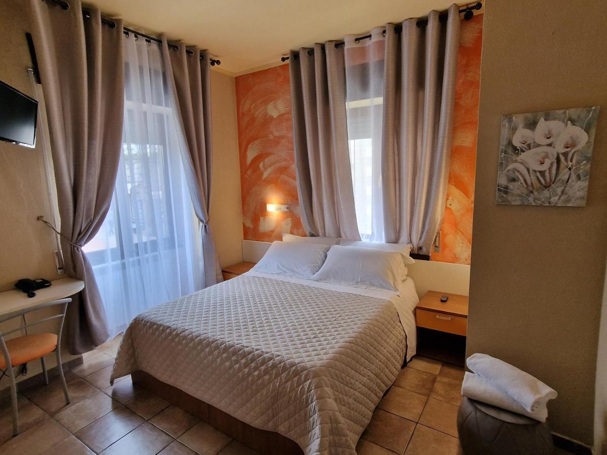 Hotel La Rocca San Marino Exterior photo
