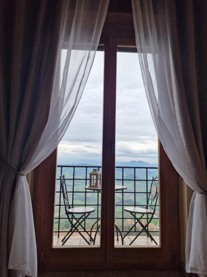Hotel La Rocca San Marino Exterior photo